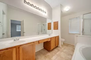 12810 Lakeshore Dr, Montgomery, TX 77356 - Photo 17