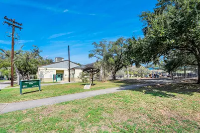 811 W Melwood Street, Houston, TX 77009 - Photo 45