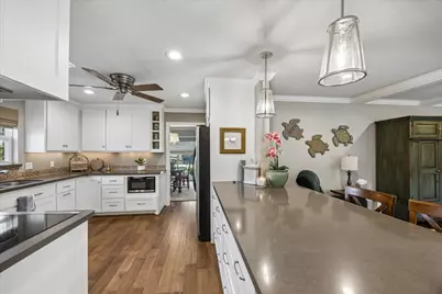 13915 Pinerock Lane, Houston, TX 77079 - Photo 9