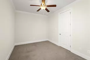 5634 Kiam St, Houston, TX 77007 - Photo 25