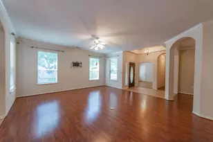 5331 Valley Bluff Ln, Katy, TX 77494 - Photo 9