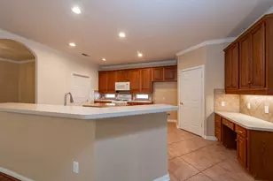 5331 Valley Bluff Ln, Katy, TX 77494 - Photo 11
