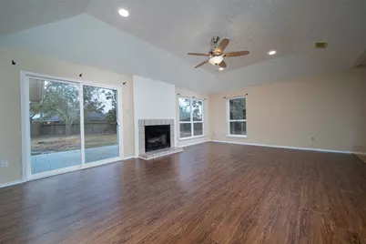2411 Gunston Ct, Sugar Land, TX 77478 - Photo 3