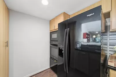2310 Steel Street #13, Houston, TX 77098 - Photo 17