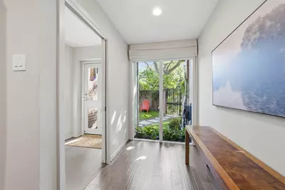 2310 Steel Street #13, Houston, TX 77098 - Photo 7