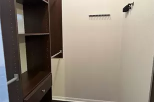 3800 Tanglewilde St, Houston, TX 77063 - Photo 9