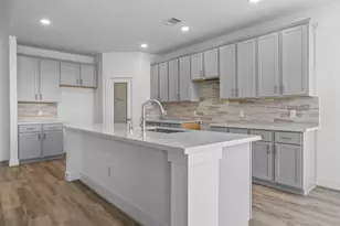 305 Gambels Quail Rd, Waller, TX 77484 - Photo 7