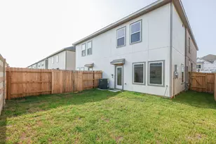 2135 Salinas Dr, Rosharon, TX 77583 - Photo 21