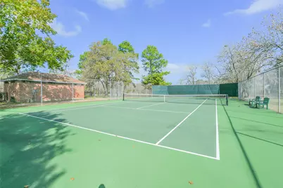 202 Victoria Way, Friendswood, TX 77546 - Photo 29