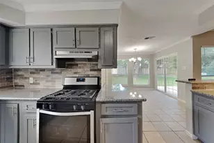 3602 Bear Lake Dr, Houston, TX 77345 - Photo 3