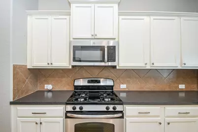 10618 Pine Meadows Boulevard, Baytown, TX 77523 - Photo 11