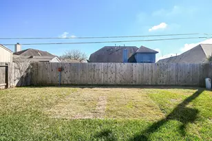 10618 Pine Meadows Blvd, Baytown, TX 77523 - Photo 25
