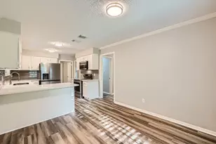 401 Summer Pl Ct, League City, TX 77573 - Photo 9