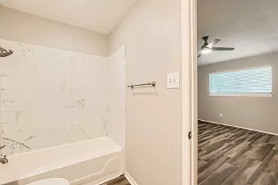 401 Summer Place Court, League City, TX 77573 - Photo 21