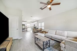 9713 Beckley St, Houston, TX 77088 - Photo 3