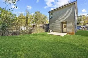 8687 Sassafras St, Willis, TX 77318 - Photo 29