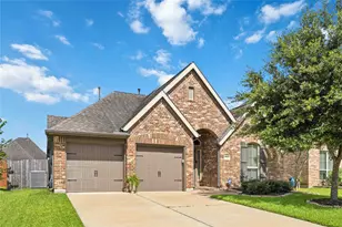 2909 Oakmist Ridge Ln, Pearland, TX 77584 - Photo 1