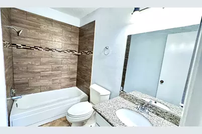 2511 Maple Tree Court, Stafford, TX 77477 - Photo 19