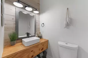 3024 Ave R 1/2, Galveston, TX 77550 - Photo 15