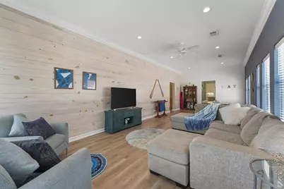 3024 Avenue R 1/2, Galveston, TX 77550 - Photo 3