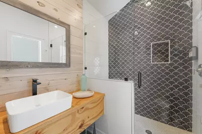 3024 Avenue R 1/2, Galveston, TX 77550 - Photo 21