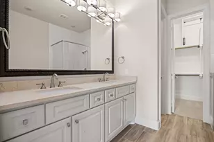2656 Fountain Key Blvd, Houston, TX 77008 - Photo 11