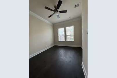 2656 Fountain Key Boulevard, Houston, TX 77008 - Photo 9