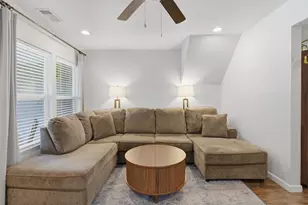 7717 Scanlock St, Houston, TX 77012 - Photo 11