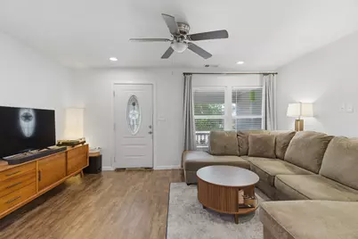 7717 Scanlock Street, Houston, TX 77012 - Photo 3