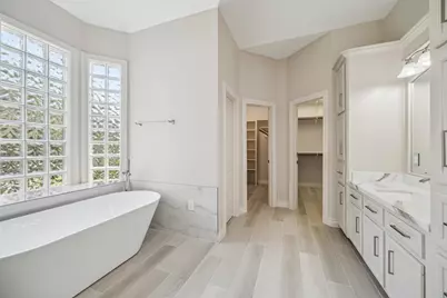 11 Twin Greens Court, Houston, TX 77339 - Photo 33