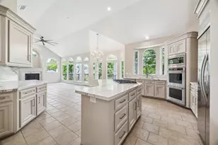 11 Twin Greens Ct, Houston, TX 77339 - Photo 19