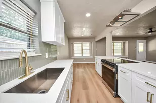 3314 Ashton Ln, La Porte, TX 77571 - Photo 3
