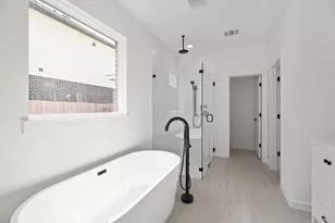 217 Dunovant Dr, Sealy, TX 77474 - Photo 25