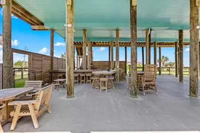 1157 Alex Drive, Gilchrist, TX 77617 - Photo 47