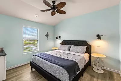 1157 Alex Drive, Gilchrist, TX 77617 - Photo 27