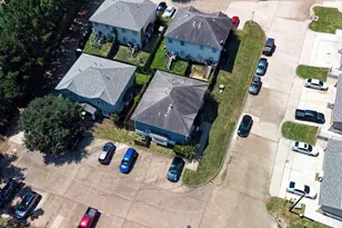 134-136 Sendero Dr, Huntsville, TX 77340 - Photo 3