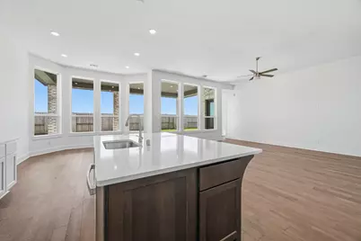 12246 Valencia Boulevard, Mont Belvieu, TX 77523 - Photo 13