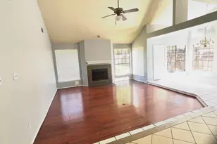 7927 Manzano Dr, Houston, TX 77083 - Photo 3