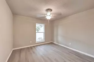 7730 Chaseview Dr, Houston, TX 77489 - Photo 21