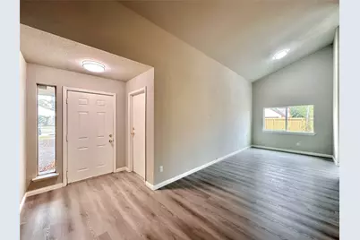 7730 Chaseview Drive, Houston, TX 77489 - Photo 3