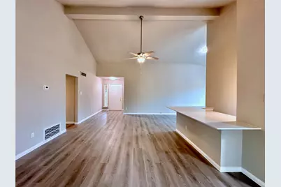 7730 Chaseview Drive, Houston, TX 77489 - Photo 9