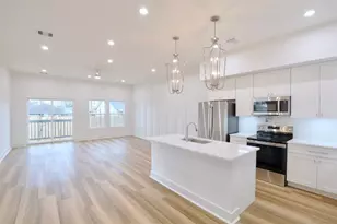 421 E 41st St, Houston, TX 77022 - Photo 15