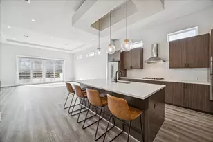 1412 Lawrence St, Houston, TX 77008 - Photo 9