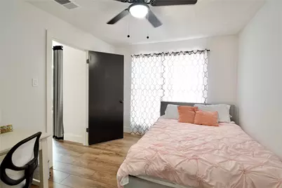 13529 Woodchester Drive, Sugar Land, TX 77498 - Photo 17