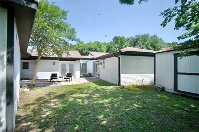 13529 Woodchester Drive, Sugar Land, TX 77498 - Photo 33