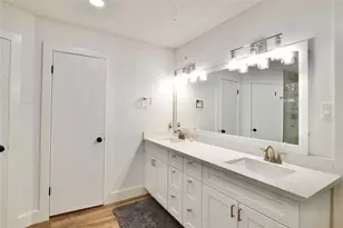 13529 Woodchester Dr, Sugar Land, TX 77498 - Photo 29
