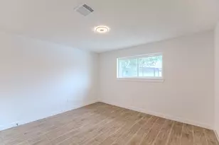 10519 Kirkwren Dr, Houston, TX 77089 - Photo 39