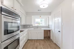10519 Kirkwren Dr, Houston, TX 77089 - Photo 25