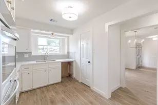 10519 Kirkwren Dr, Houston, TX 77089 - Photo 27