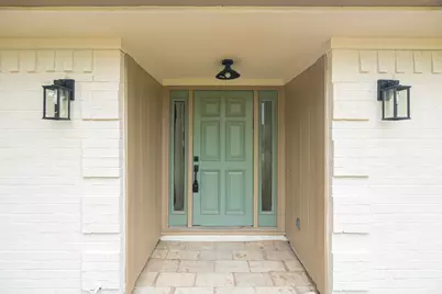 10519 Kirkwren Drive, Houston, TX 77089 - Photo 9